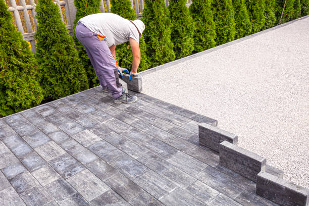 Best Local Driveway Pavers  in London, CA